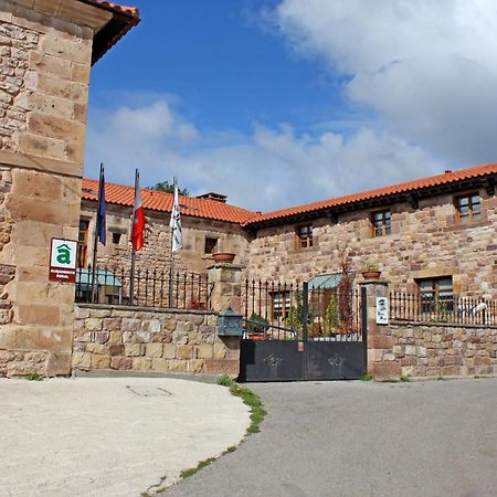 Posada Ormas Luaran gambar