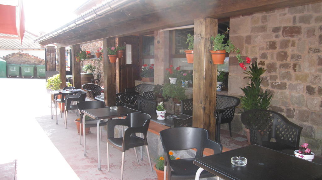 Posada Ormas Luaran gambar