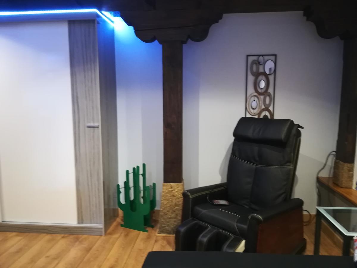Posada Ormas Luaran gambar