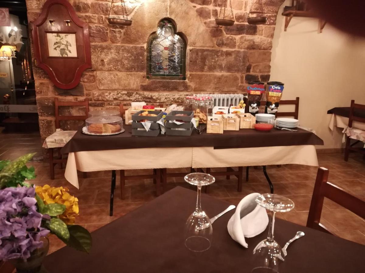 Posada Ormas Luaran gambar